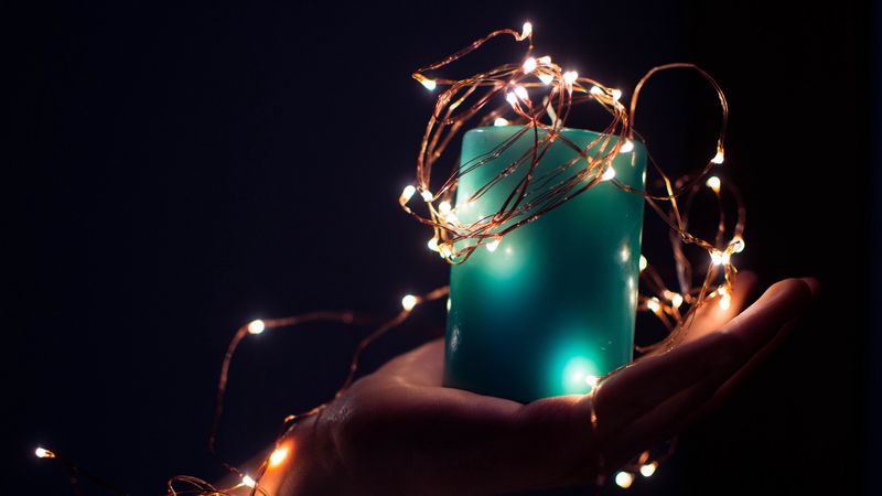 candle, hand, garland, 4k