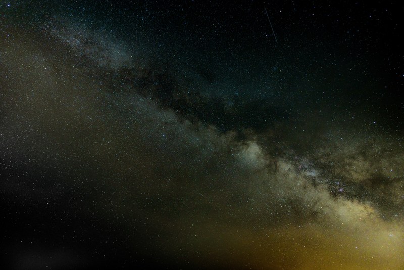 a shot of the milky way taken from silverthorne, milky way silverthorne 4k