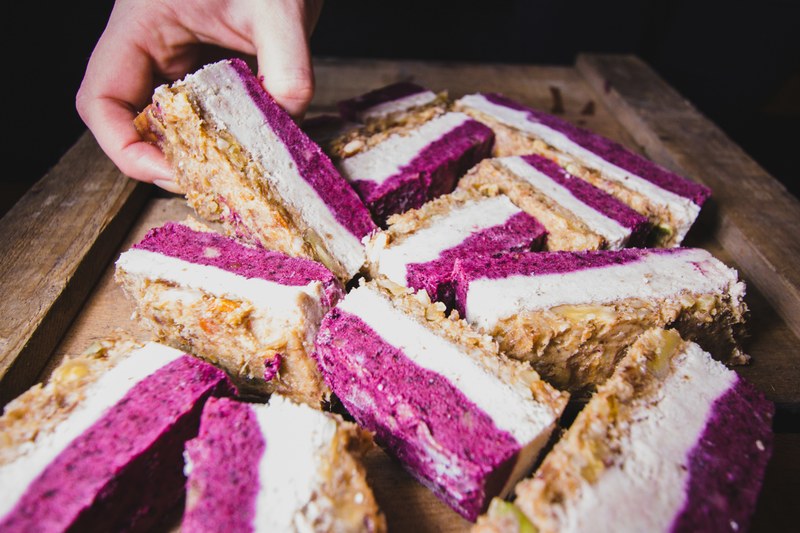raw vegan cheese cake 4k