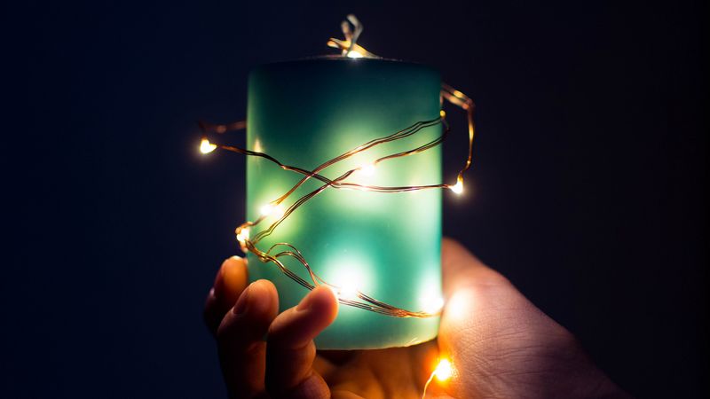 candle, hand, wire, 4k