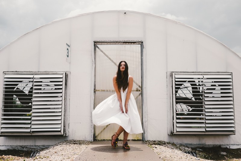 woman female dress and standing 4k