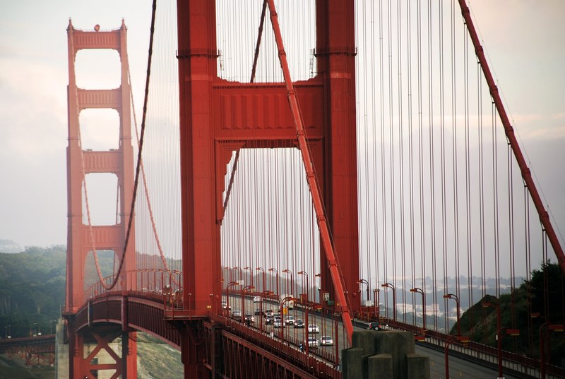 traffic drives over golden gate bridge, golden gate bridge 4k