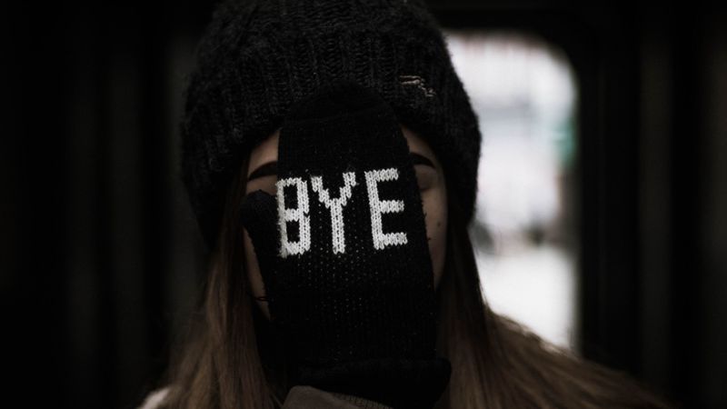 face, mitt, inscription, bye, 4k