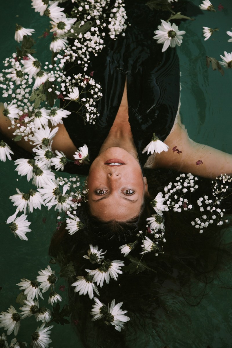 float floating hair and water hd, 4k