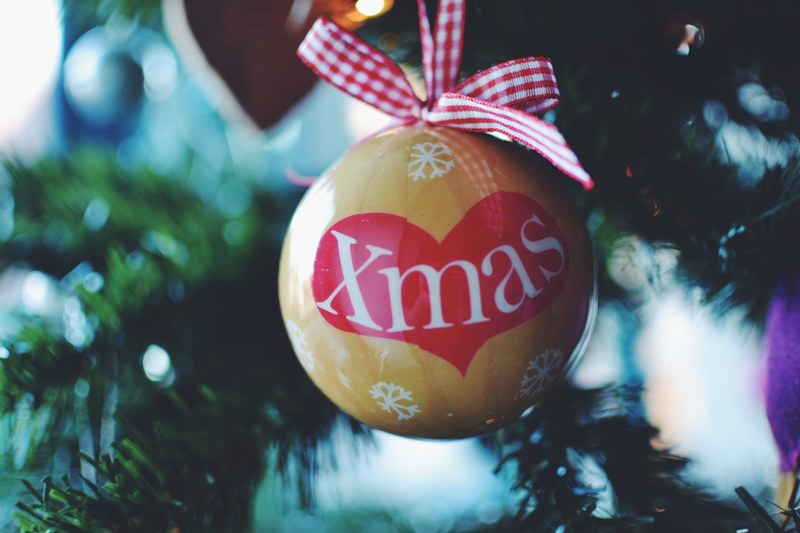 decoration bauble and xma 4k