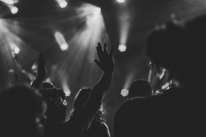 hands crowd concert and lights 4k