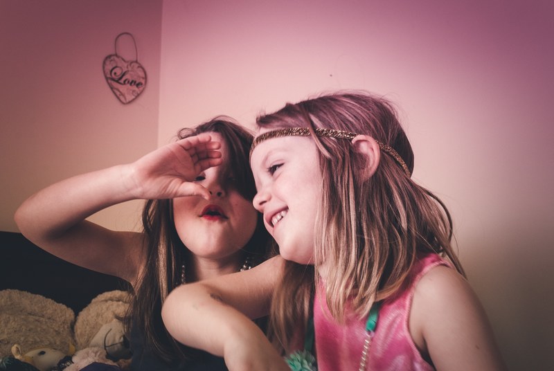 love of two sisters 4k
