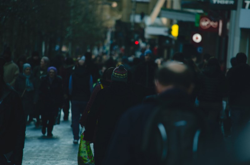 sidewalk pedestrian crowd and walk 4k