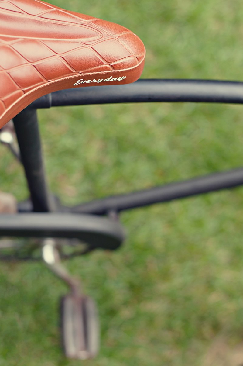 bicycle bike grass and seat hd, 4k
