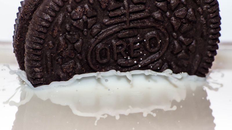 oreo, cookie, milk, close-up, 4k