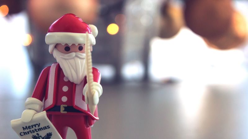 santa claus, christmas, toy, blur, glare, 4k