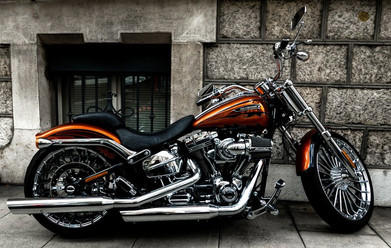 orange harley davidson 4k