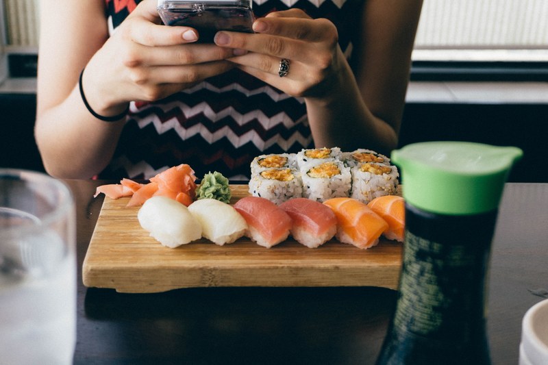 sushi board rice and sushi roll 4k