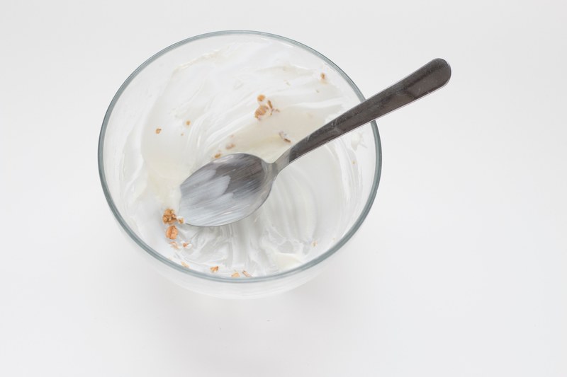 restaurant food granola and yogurt 4k