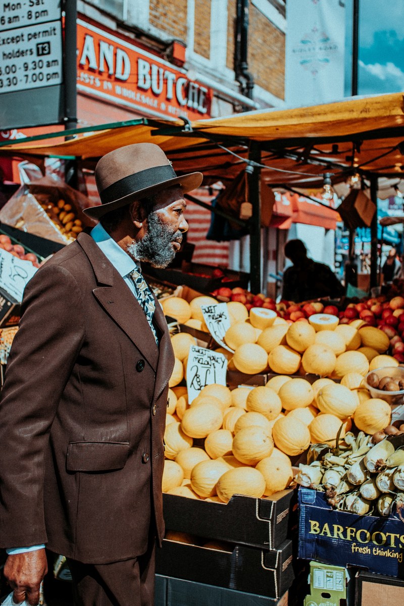 colours of the market 4k