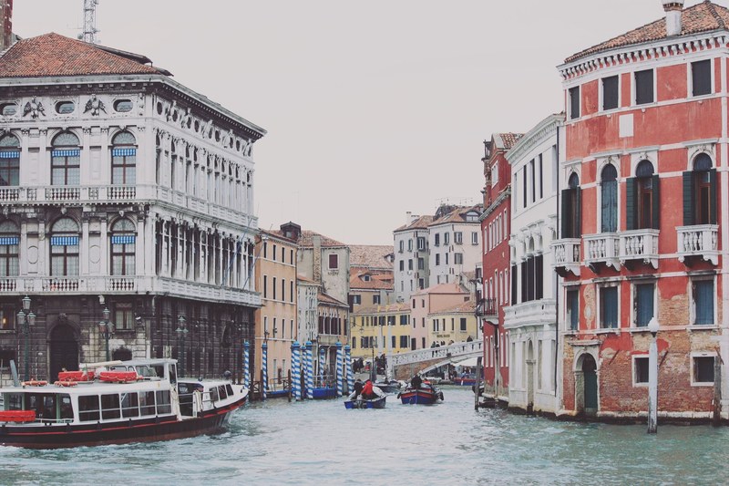 city canal boat and venice 4k