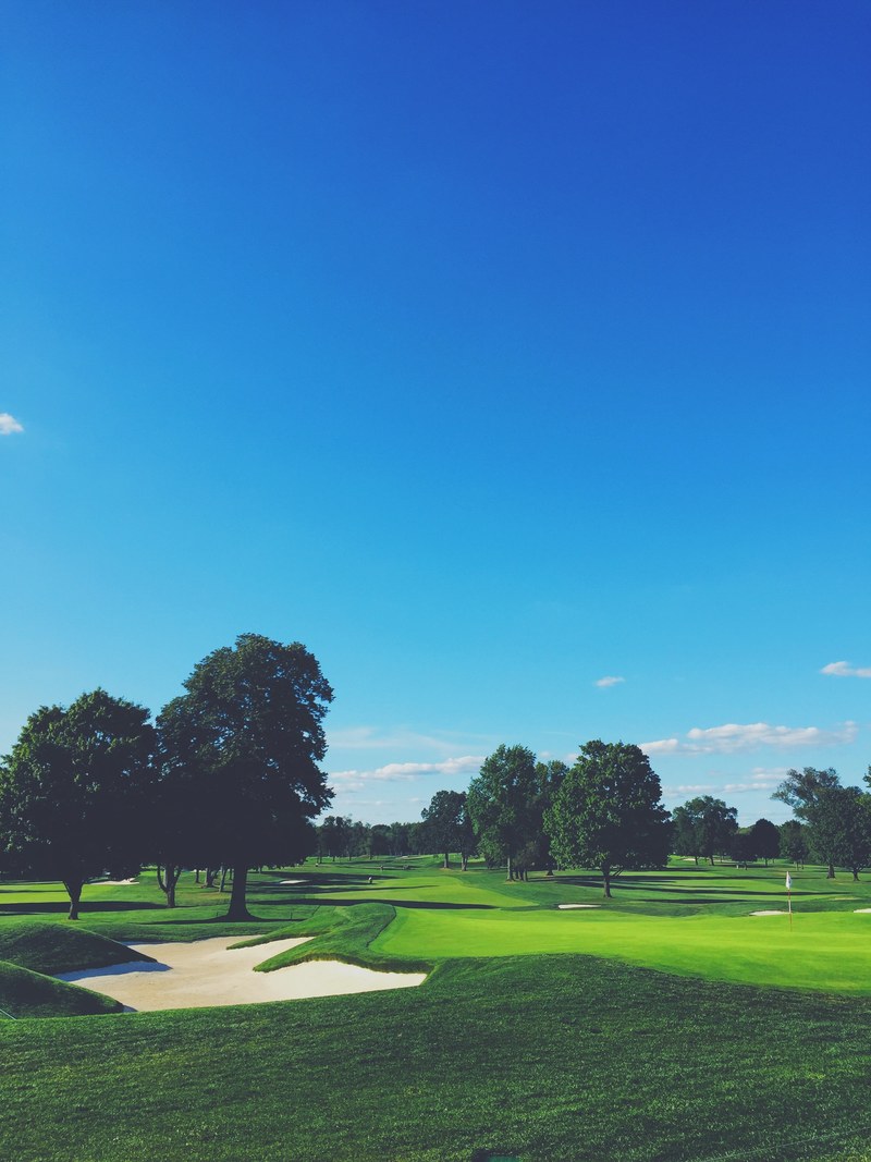 a shot from the grass at winged foot golf club, mamaroneck golf club 4k