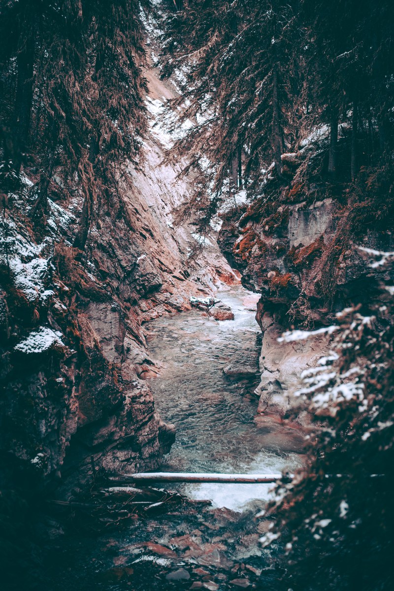 river wonderland 4k