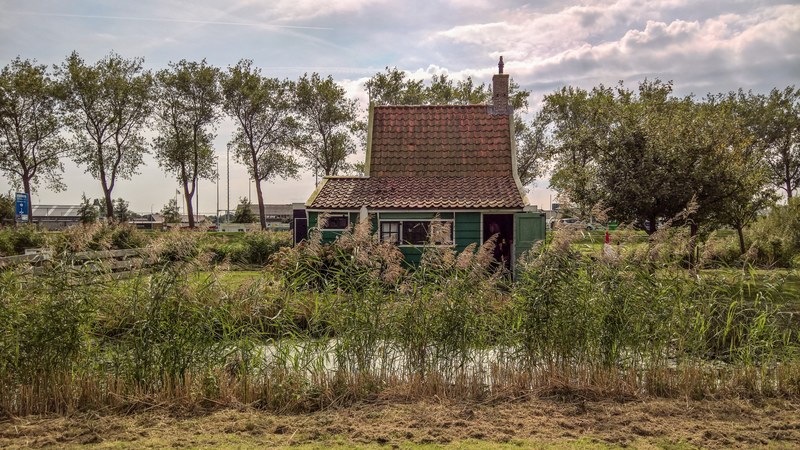 house near water zaanse schans amsterdam 4k