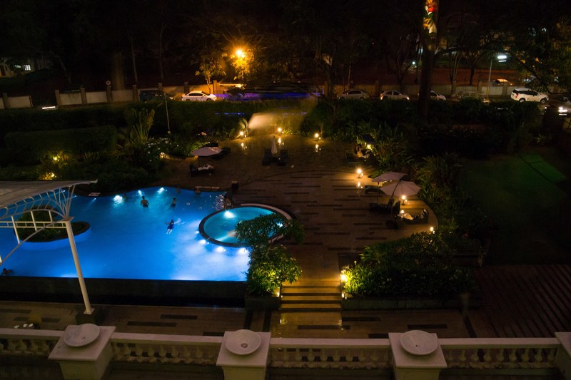 night swimming pool and pool 4k