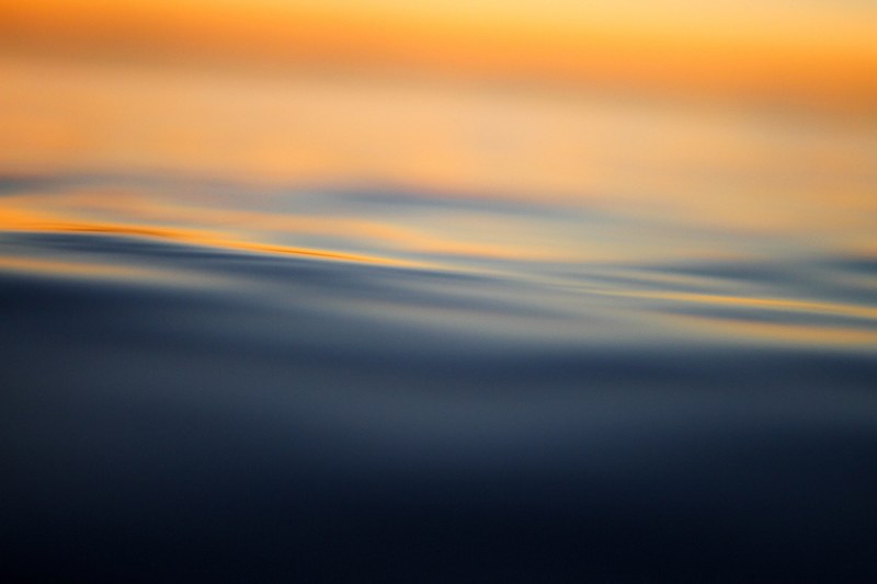 orange blue ripple and still water 4k