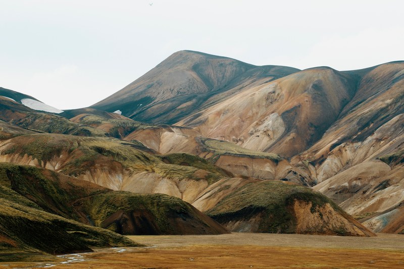 an eroded mountain ridge in landmannalaugar, eroded icelandic mountain 4k