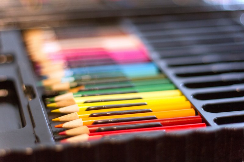 an assortment of colored pencil crayons, _art and color 4k