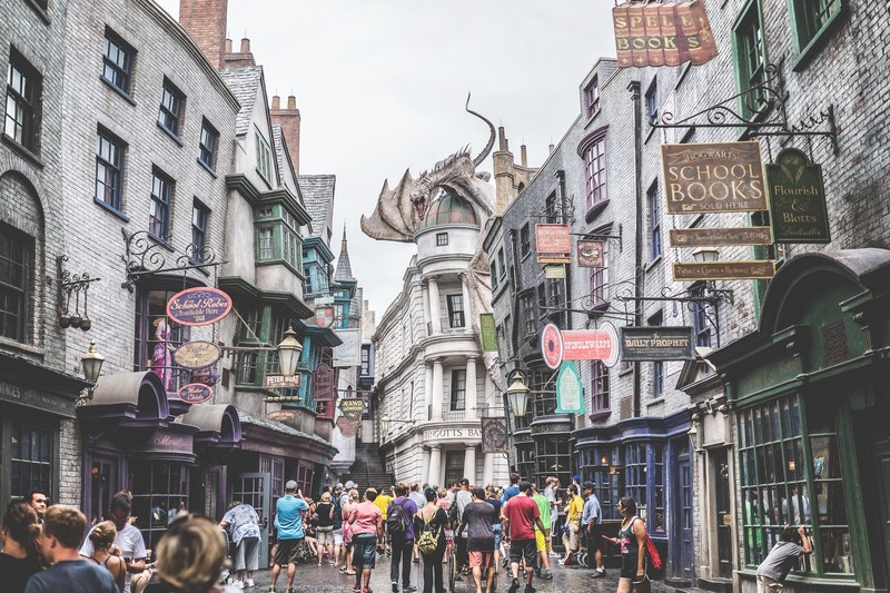 harry potter building tourist and street 4k