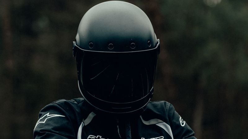 motorcyclist, helmet, steering wheel, motorcycle, 4k