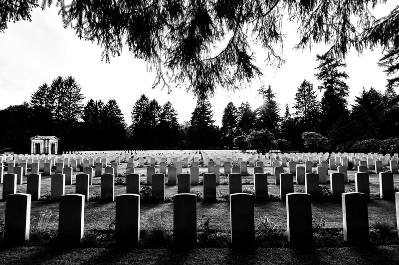 hamburg germany tombstone and tomb 4k