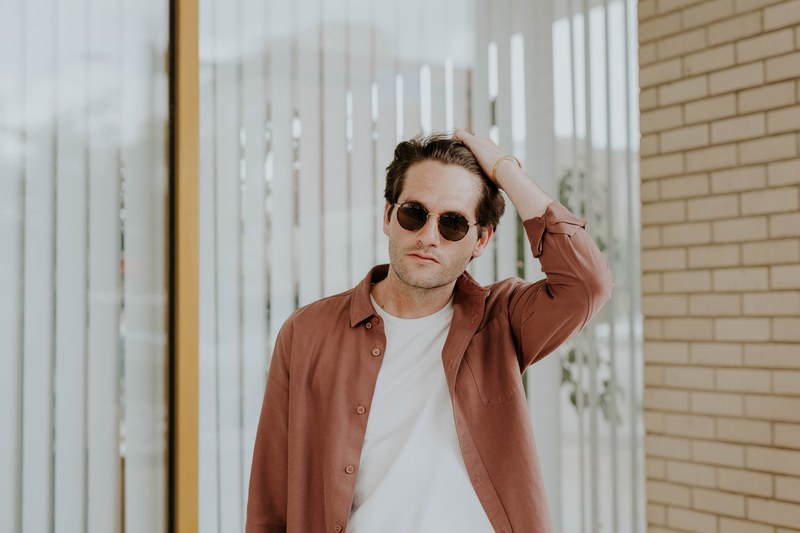 man male caucasian and sunglasses 4k