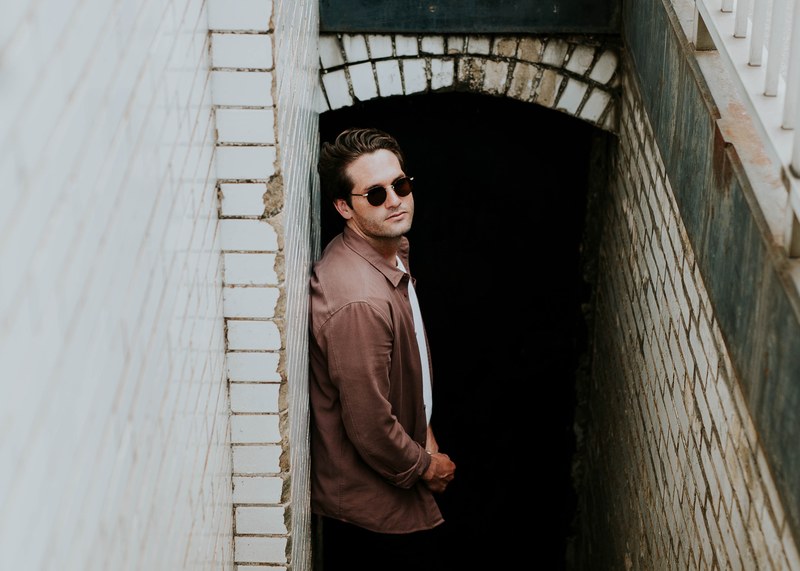 man male caucasian and sunglasses 4k