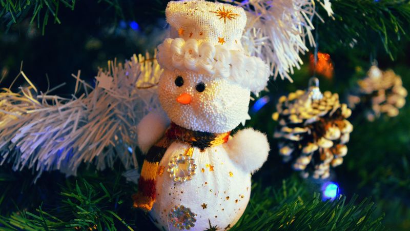 snowman, christmas decorations, branches, 4k