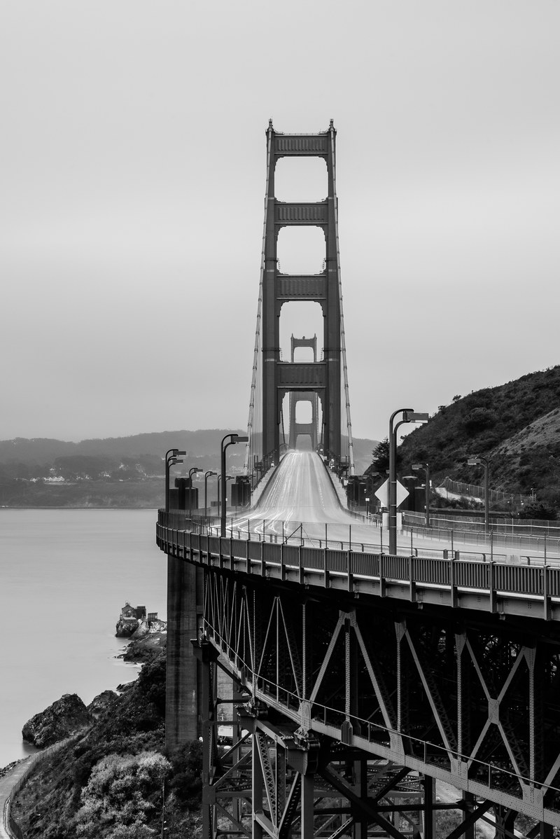 black and white shot of golden gate bridge vista point with empty road, empty golden gate bridge 4k