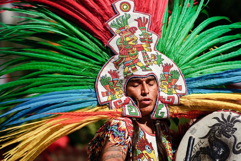mexican head dress clorful and dtla 4k