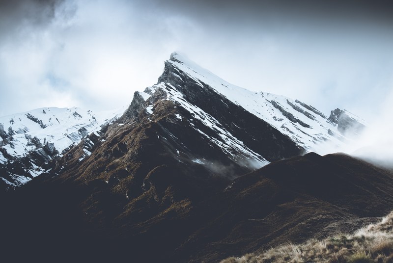 a snow covered mountain, _sharks tooth 4k