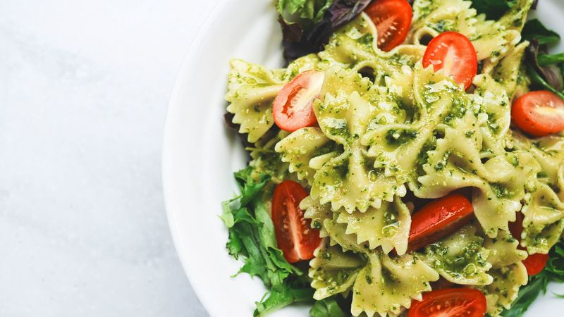 farfalle, pasta, salad, sauce, cherry tomatoes, 4k