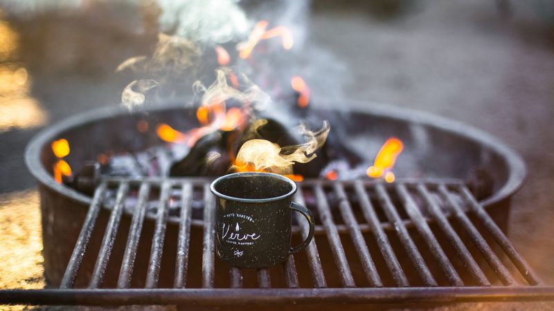 barbecue, fire, cup, flames, 4k