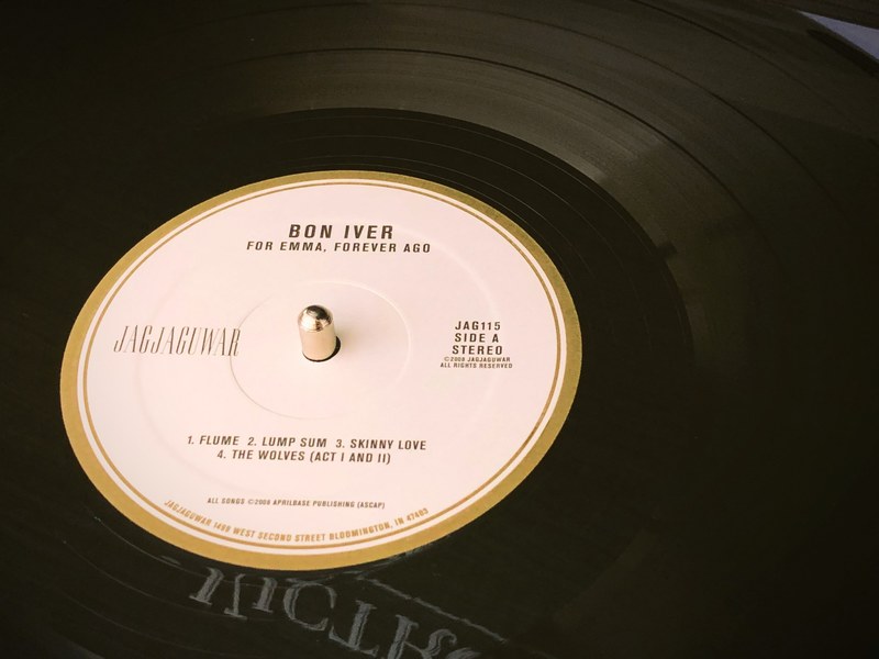 record vinyl record player and disc 4k