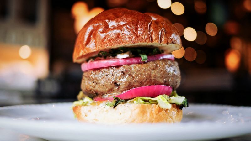 burger, cutlets, meat, vegetables, bun, 4k