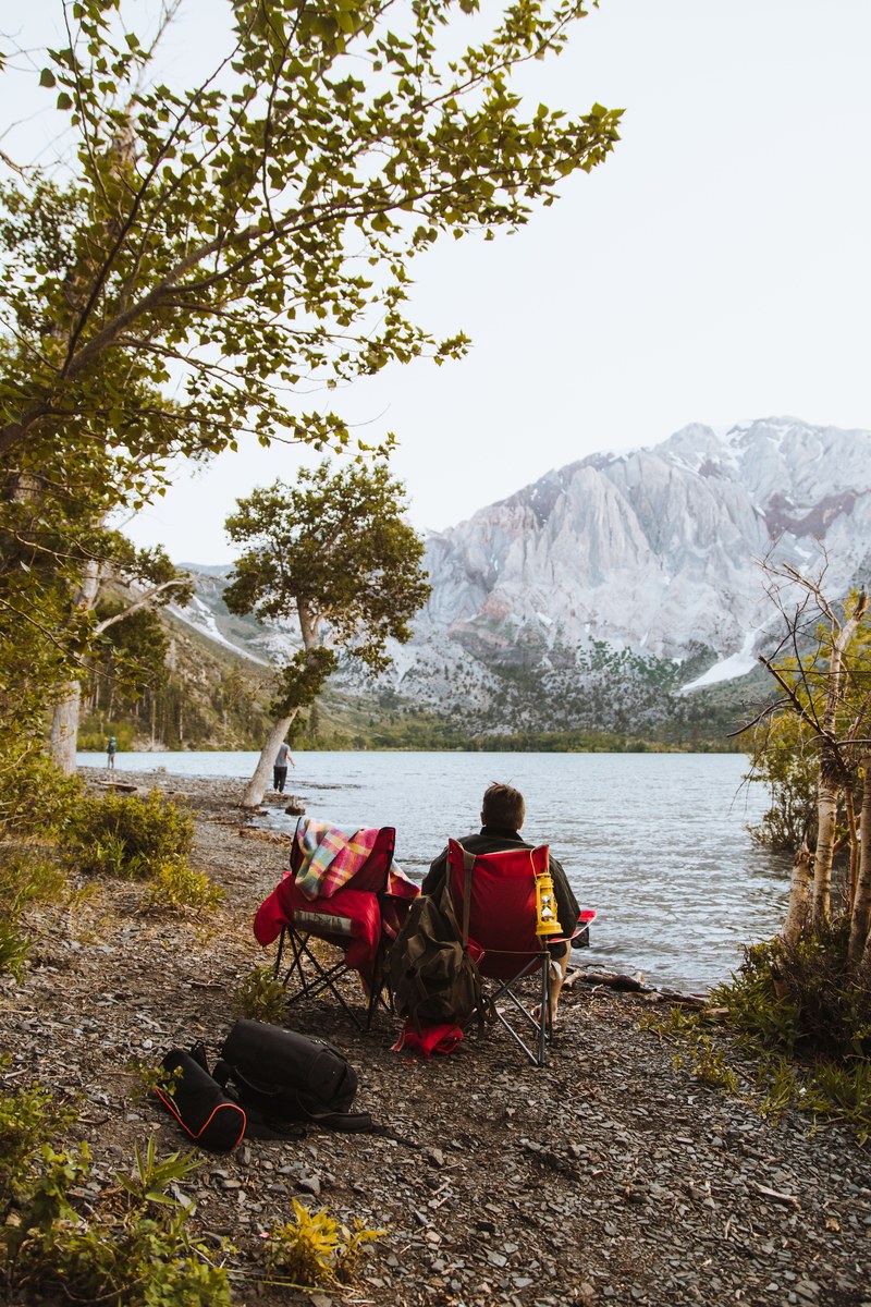 dinner and a view at convict lake 4k