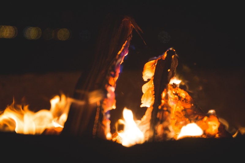 dof red amber and flame 4k