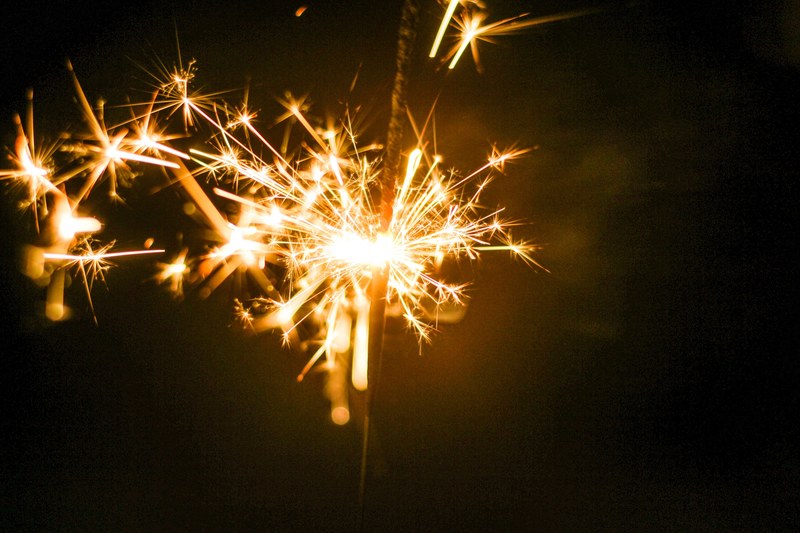 sparkle in the night 4k
