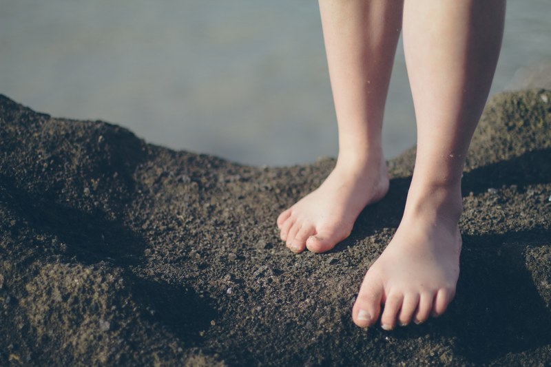 leg rock feet and person 4k