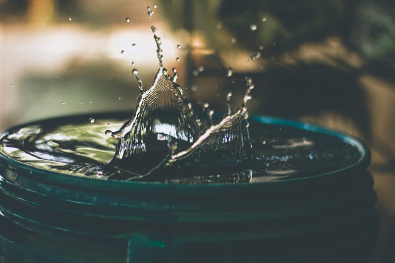 water splashing splash and ripple 4k
