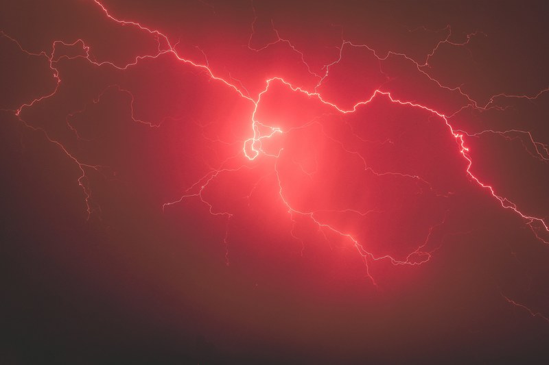 bright red lightning bolts in the night sky during a storm near st_ pauls school, nh lightning 4k