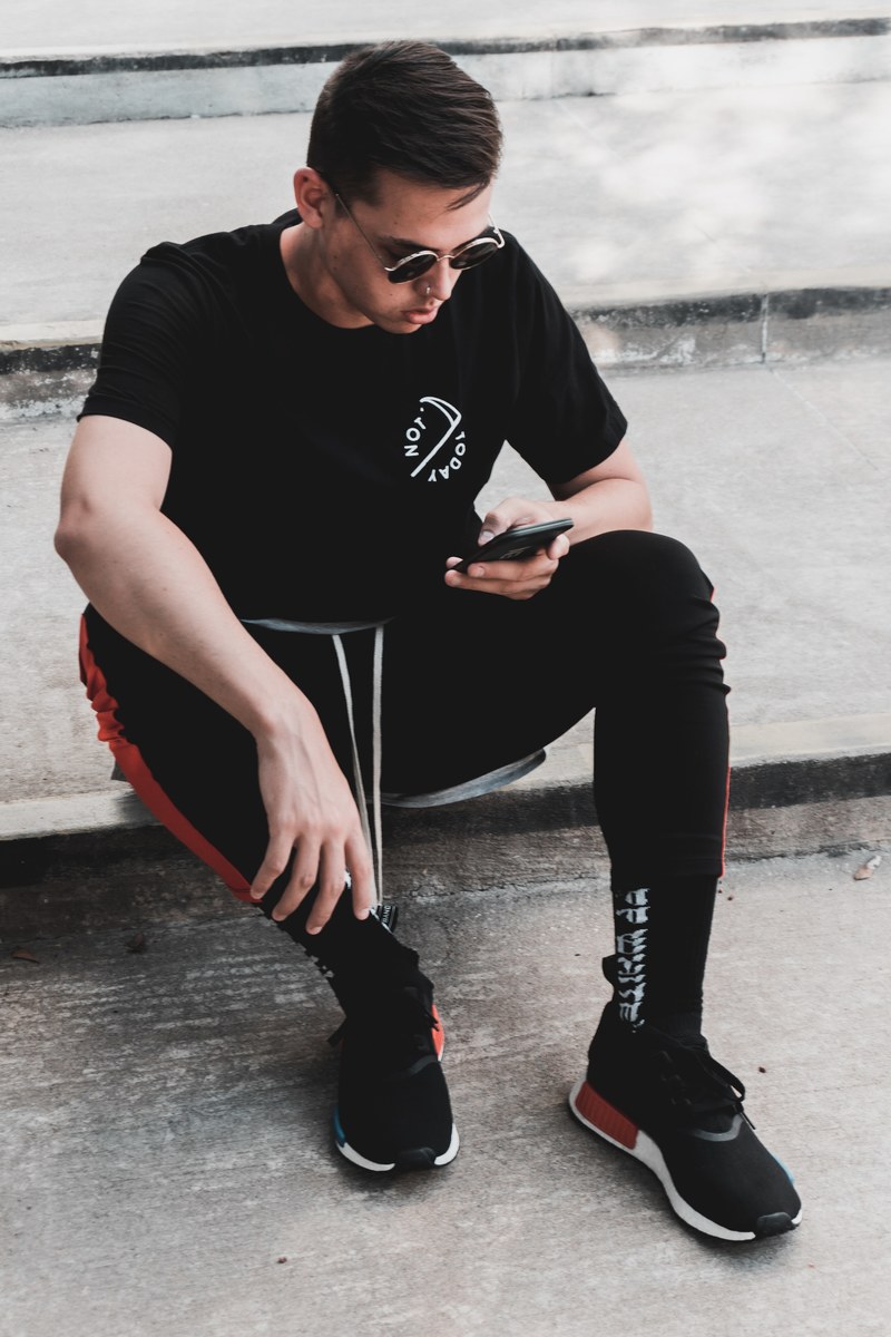 off white socks 4k