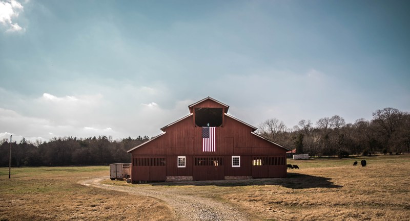 barn rural sky and farmland 4k