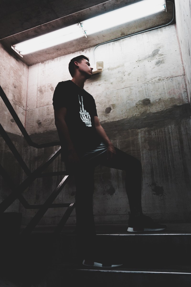 stairwell 4k