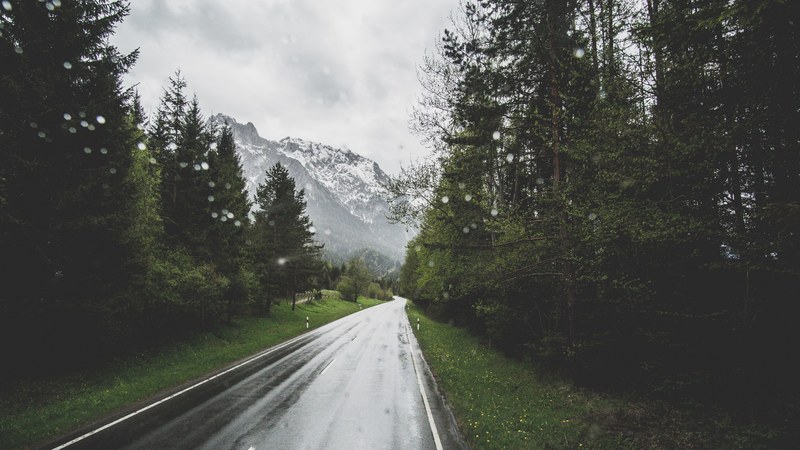 road raining wet and cloud 4k